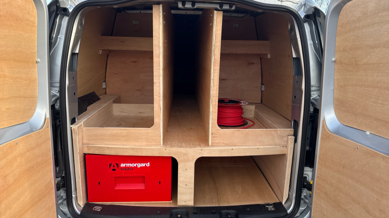 Ford Transit Connect 240 L2 Diesel 2.0 EcoBlue 122ps Limited Van Auto